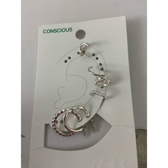 Trendy ear cuff and single earring set silver tone - Picture 3 of 3